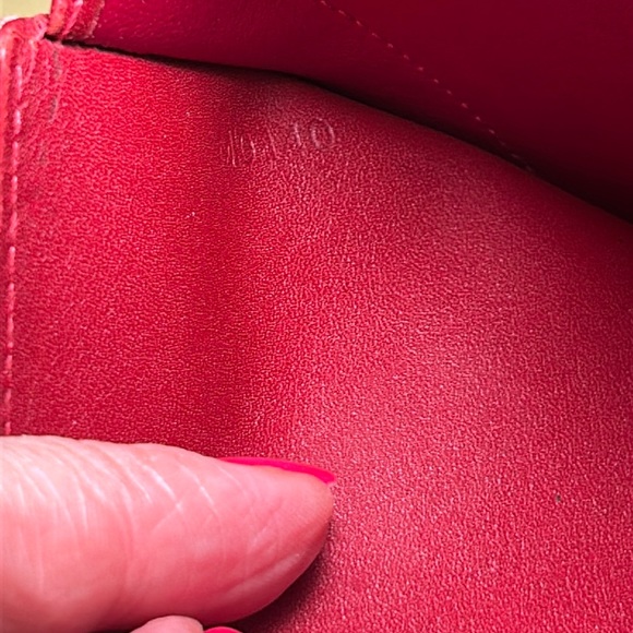 Authentic Louis Vuitton Red Vernis Wallet - Picture 17 of 17